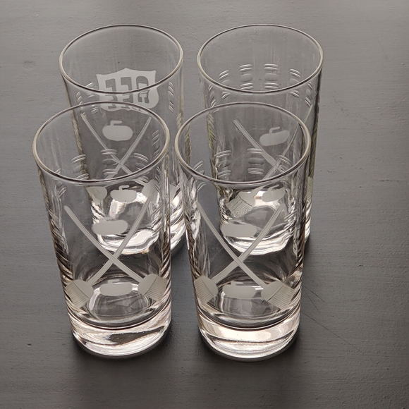 4 curling theme tumbler glasses - 10 oz - Picture 3 of 11
